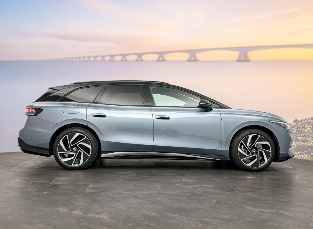 Volkswagen Id.7 tourer limited edition 77 kwh