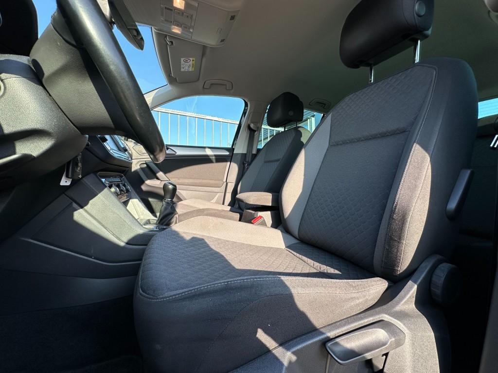 Volkswagen Tiguan 1.4 tsi 150pk act comfortline trekhaak 1800kg pdc dab+ na