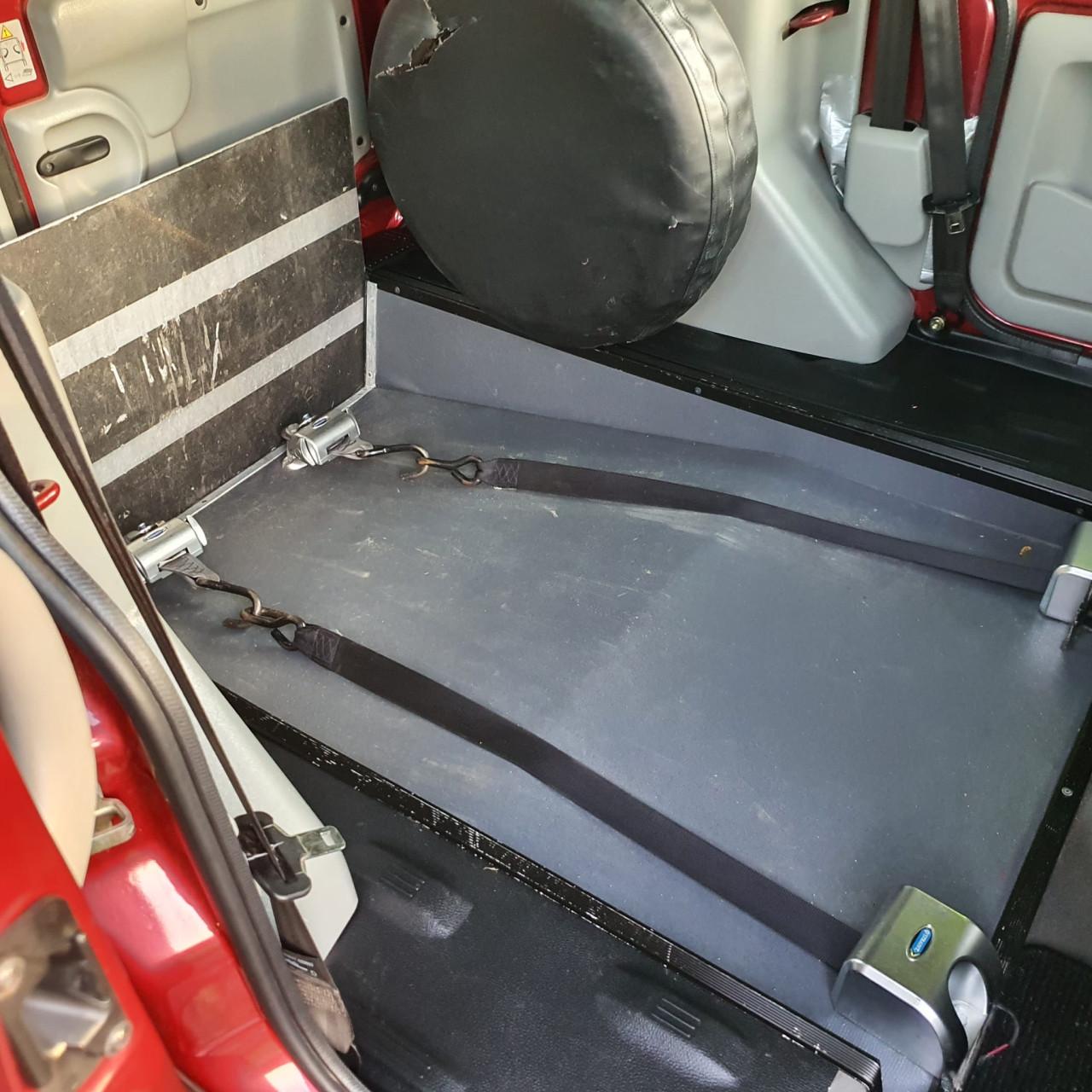 Renault Kangoo 1.6 16V Privilege Automaat rolstoelauto