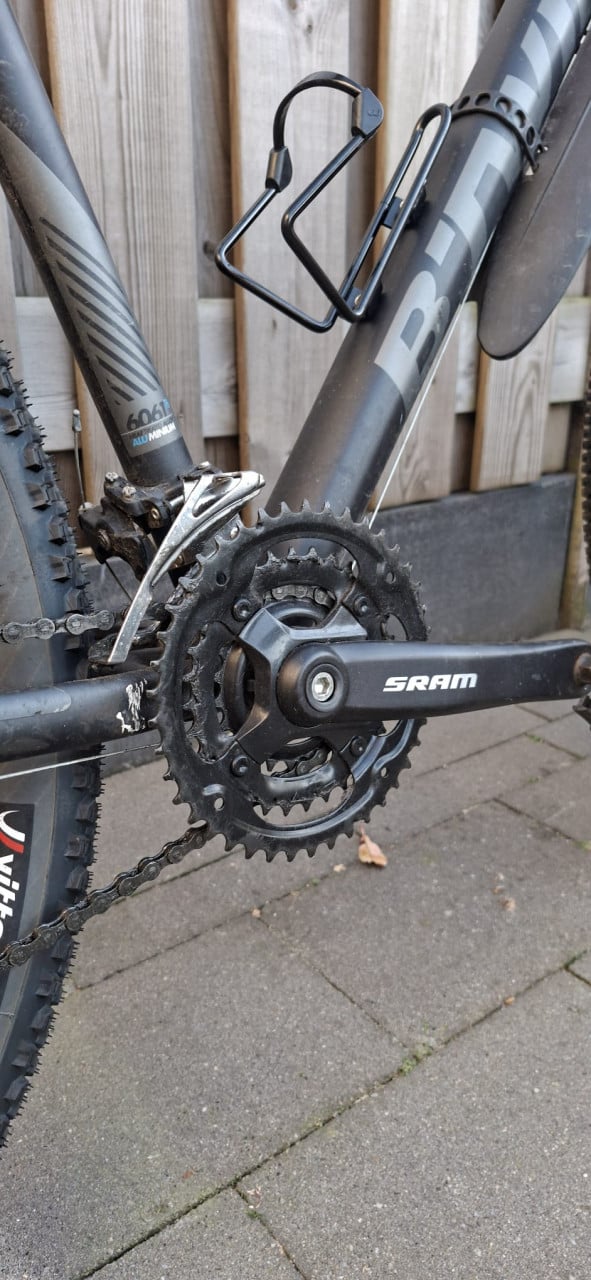B TWIN rockrider 520