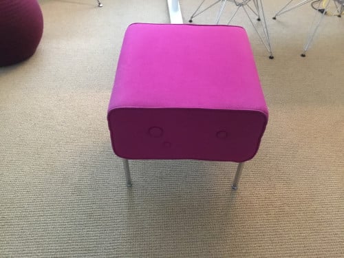 Design Pode poef en Hay kussen.