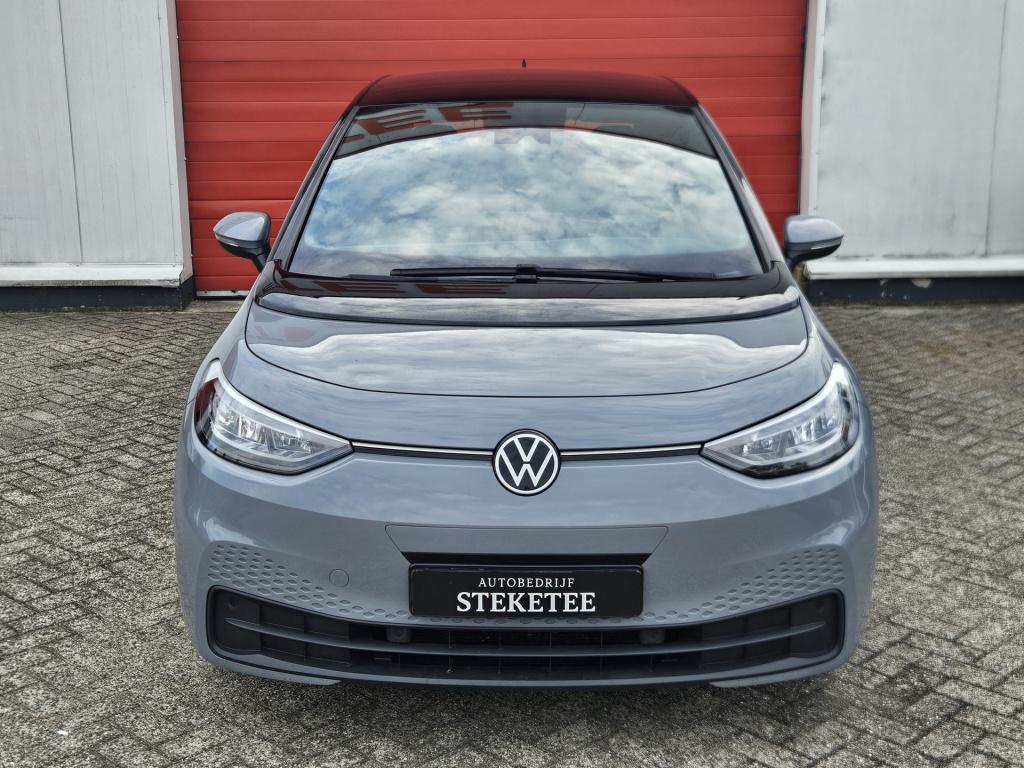 Volkswagen Id.3 life 58 kwh | soh 89% | carplay | rijklaar inclusief 1 jaar