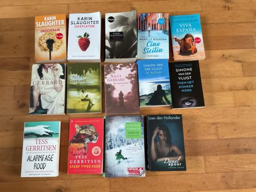 Diverse boeken zie foto € 1 per stuk