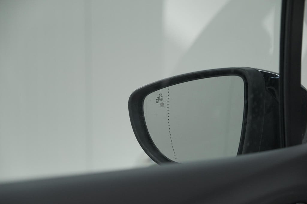Renault Captur tce 150 edc intens | trekhaak | camera | dodehoekdetectie | 