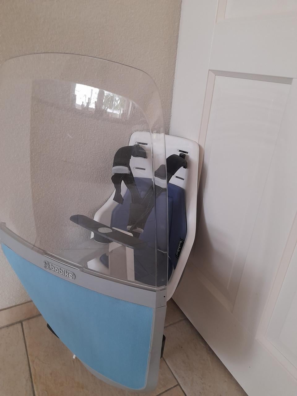 Bobike Fietsstoeltje  (MINI) (met scherm (in goede nette staat )