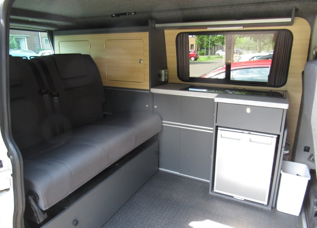 Volkswagen T6 Outdoor Camper Vans 2015 met 126.000km Euro 6