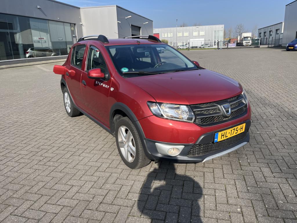 Dacia Sandero Stepway 0.9 tce lauréate 63 dkm
