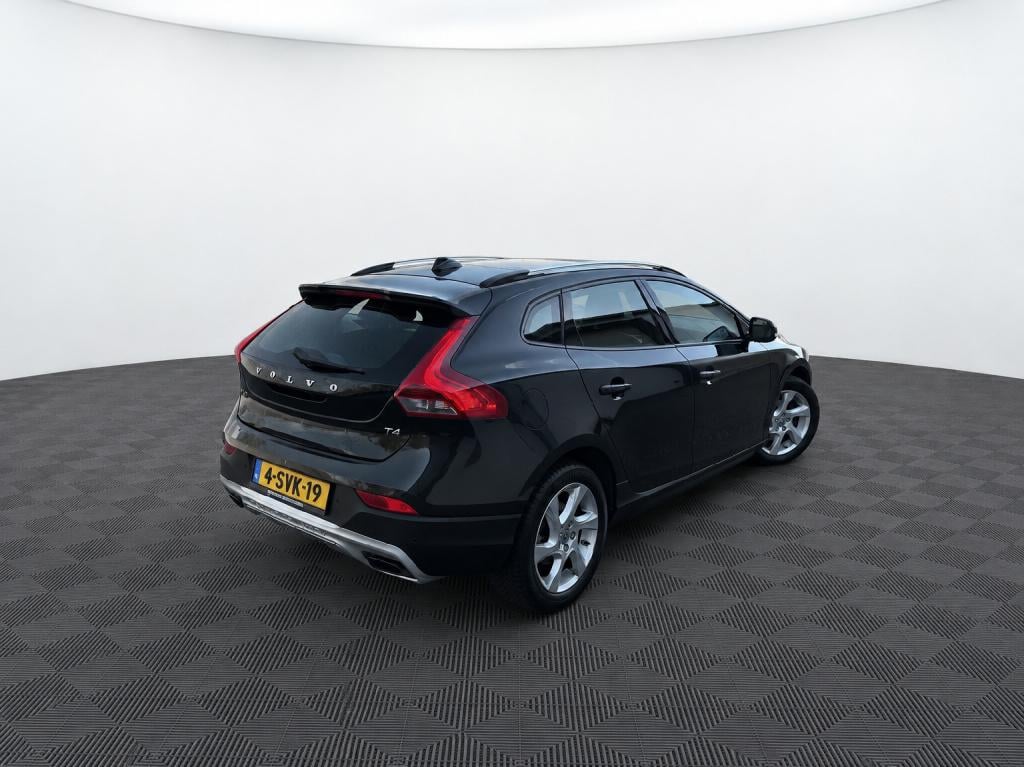 Volvo V40 cross country 1.6 t4 summum