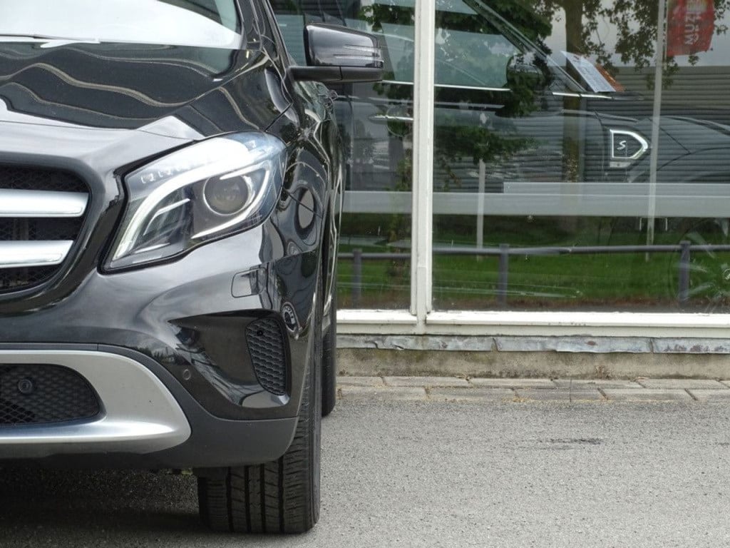 Mercedes-Benz Gla-klasse 200 prestige automaat | led | pano | el. koffer