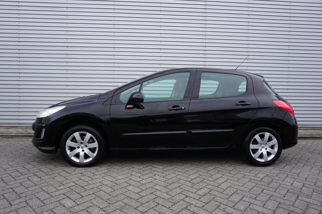 Peugeot 308 1.6 vti xt airco / cruise / stoelverw. / elektr. ramen / parkee