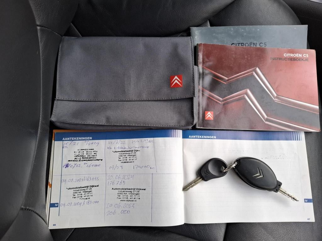 Citroen C5 2.0i 16v exclusive automaat leder/lmv/trekhaak