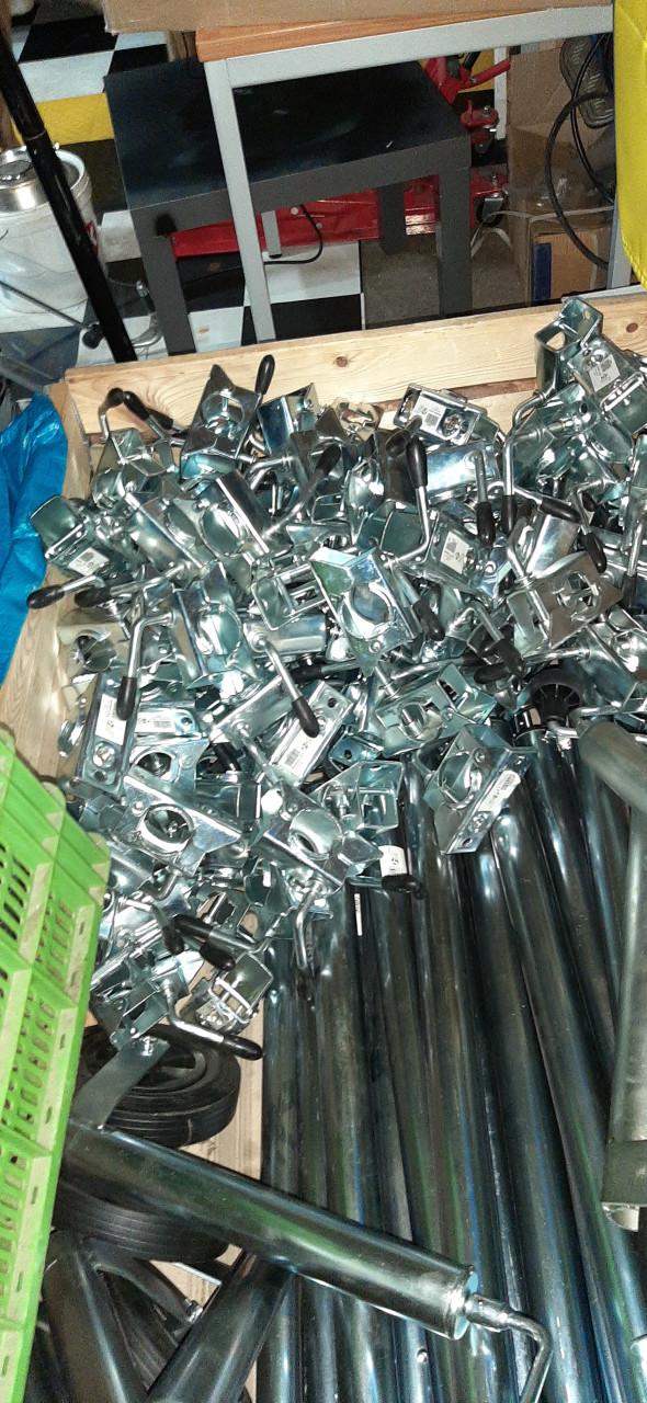 Heeft u onderdelen voor uw aanhangwagen nodig ?