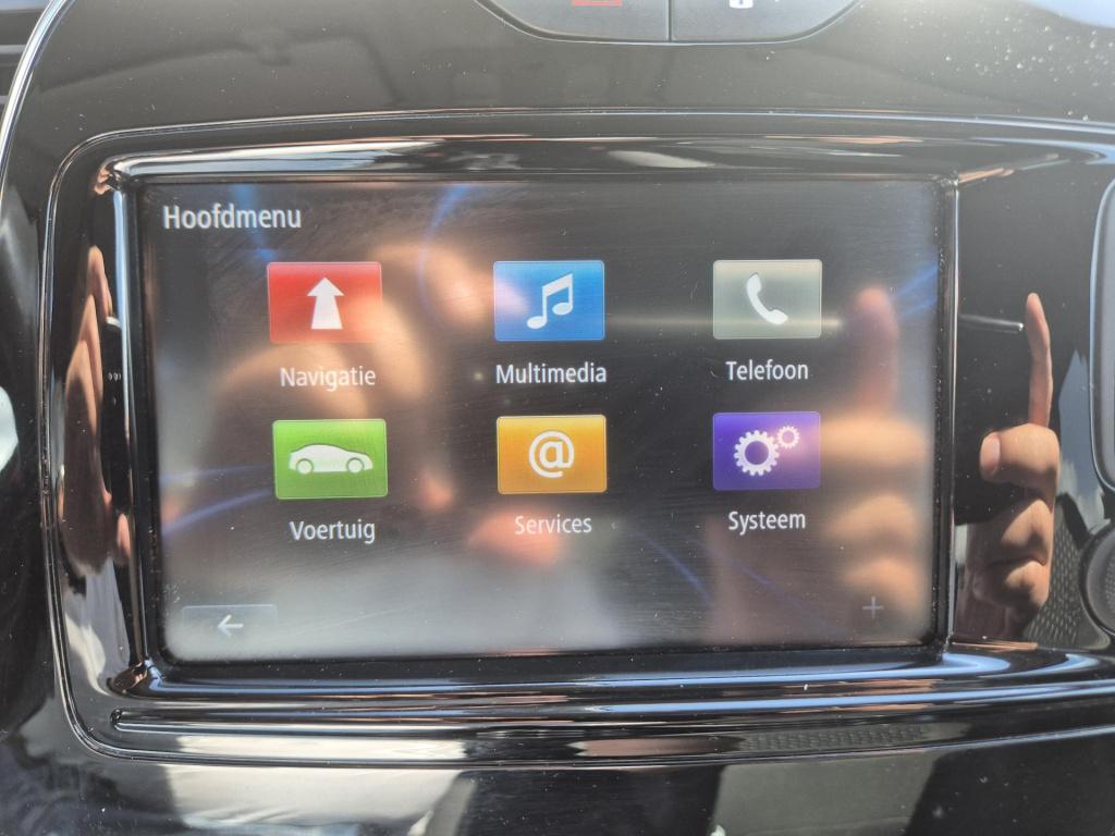 Renault Captur tce 120 edc automaat intens camera, trekhaak, navigatie