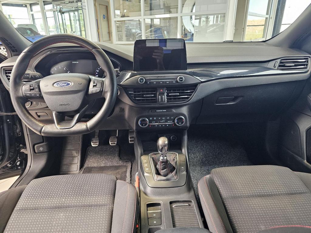 Ford Focus 1.0 ecoboost st line business