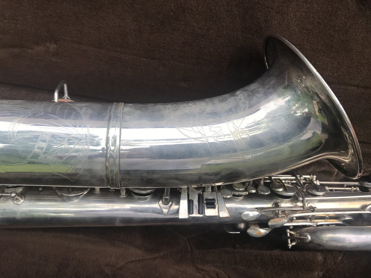Bariton saxofoon,tot lage A,met koffer