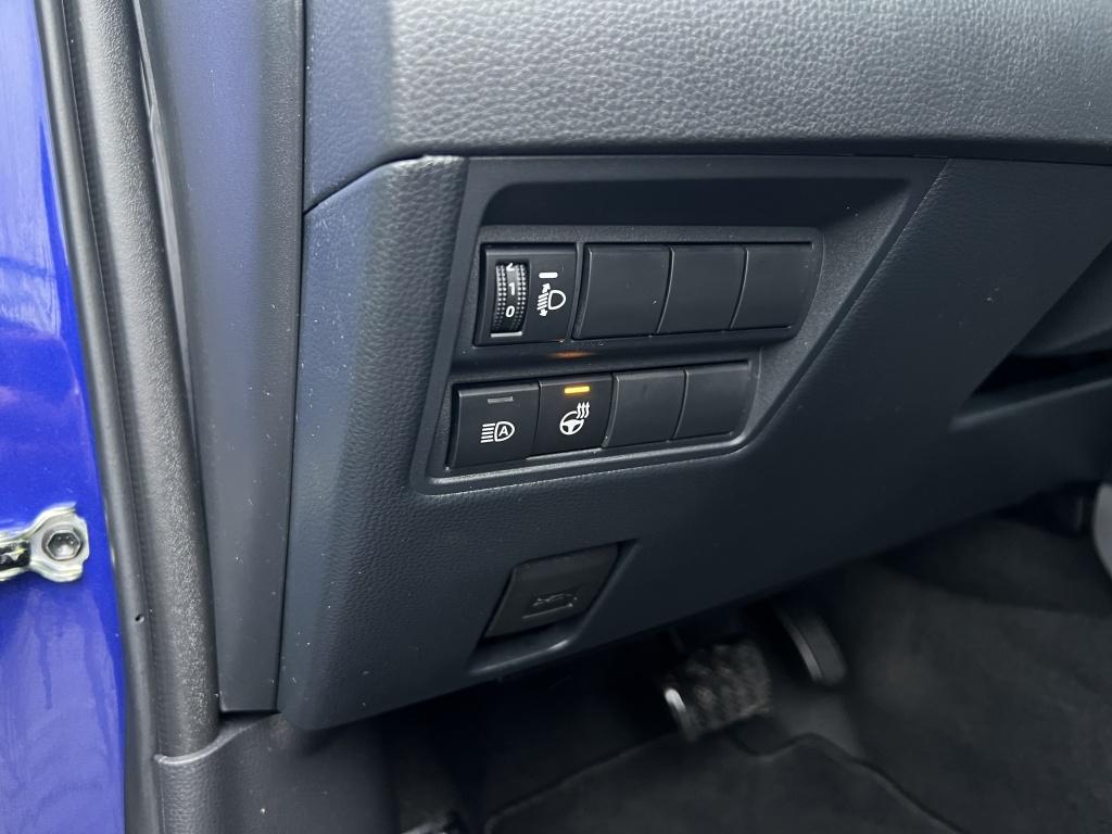 Toyota Yaris 1.5 hyb. 130 executive | trekhaak | jbl audio | half leder