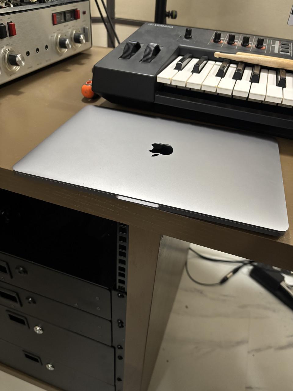 MacBook Pro 2019