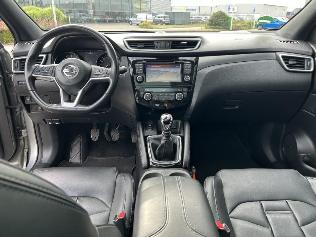 Nissan Qashqai 1.2 tekna +