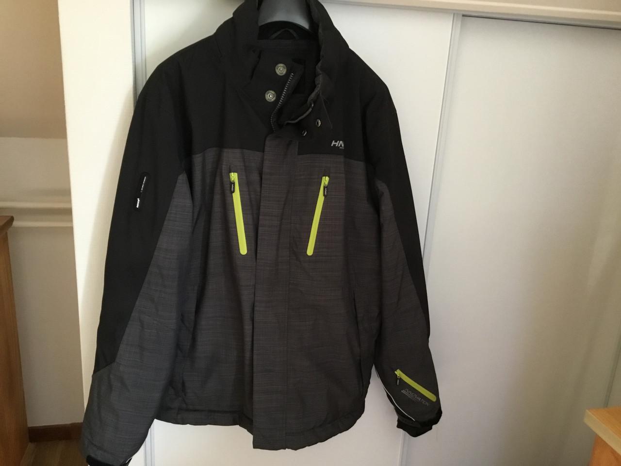 Ski- Jack.   Human Nature.  Maat XXL
