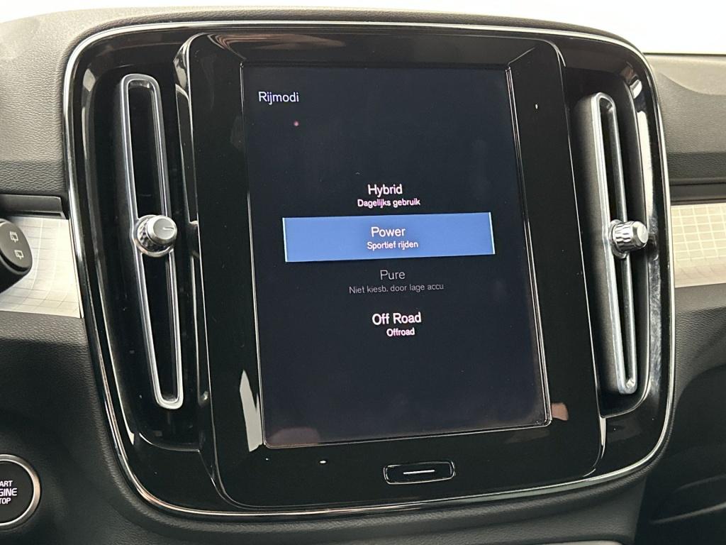 Volvo XC40 t5 262pk recharge plus dark| adap.cruise| camera| keyless| dab+