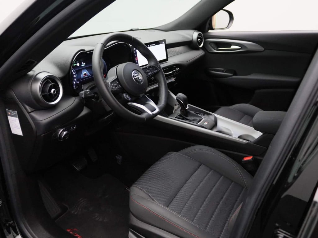 Alfa Romeo Tonale 1.5t hybrid sprint | navigatie | parkeersensoren | digita