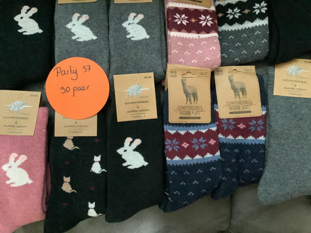 Partij heerlijk warme wollen sokken. ( partij 57)