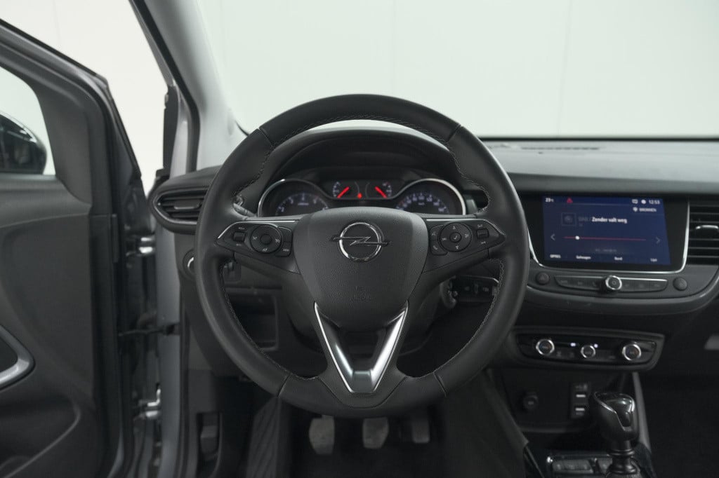 Opel Crossland X turbo 110 elegance | camera | navigatie | parkeersensoren 