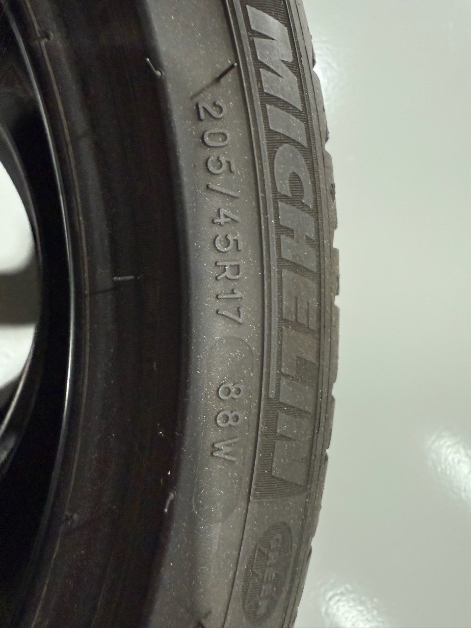 Michelin Primacy 3 205/45/R17