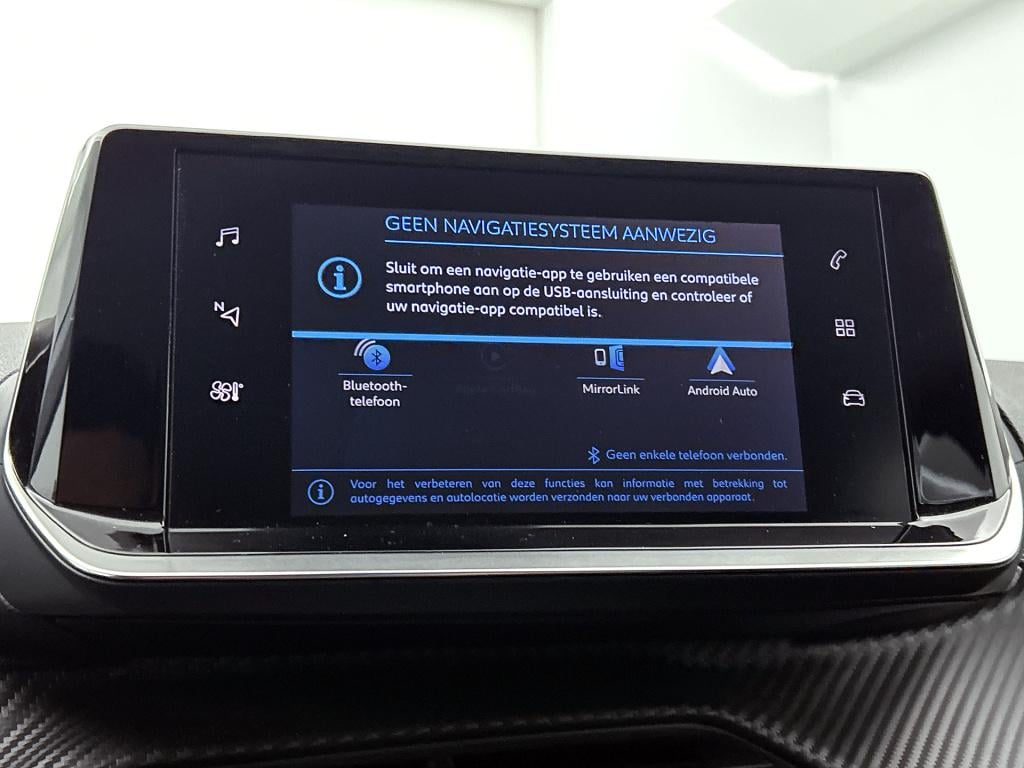 Peugeot 208 75 pk style | rijklaar | parkeersensoren | apple carplay | crui