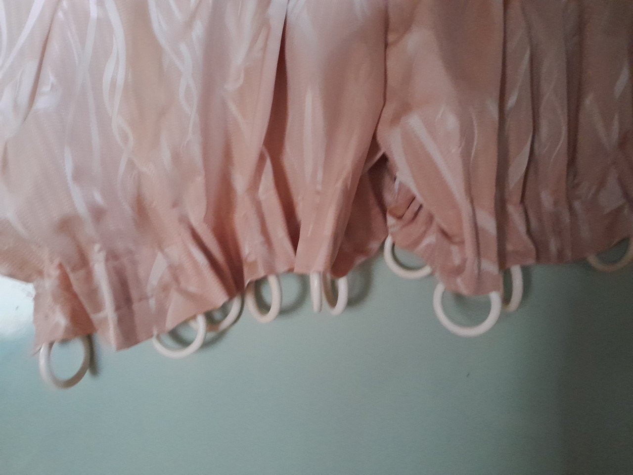Set polyester overgordijnen met ringen zalm kleur
