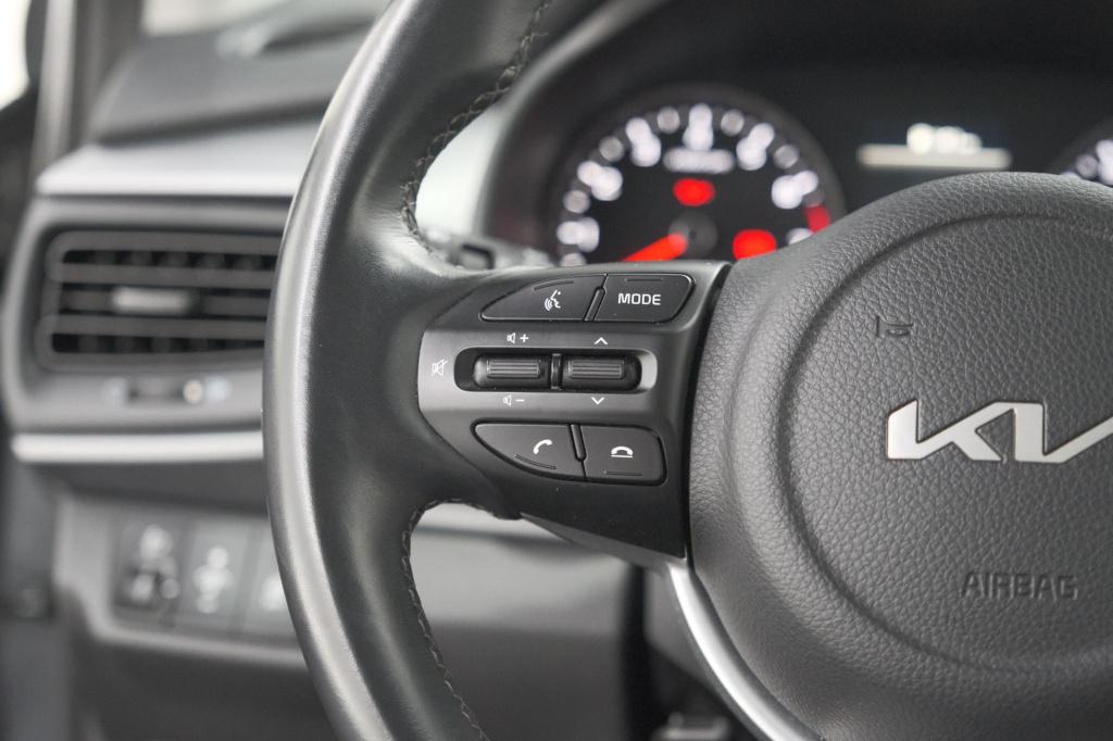 Kia Stonic 1.0 t-gdi mhev dynamicline | camera | apple carplay | parkeersen