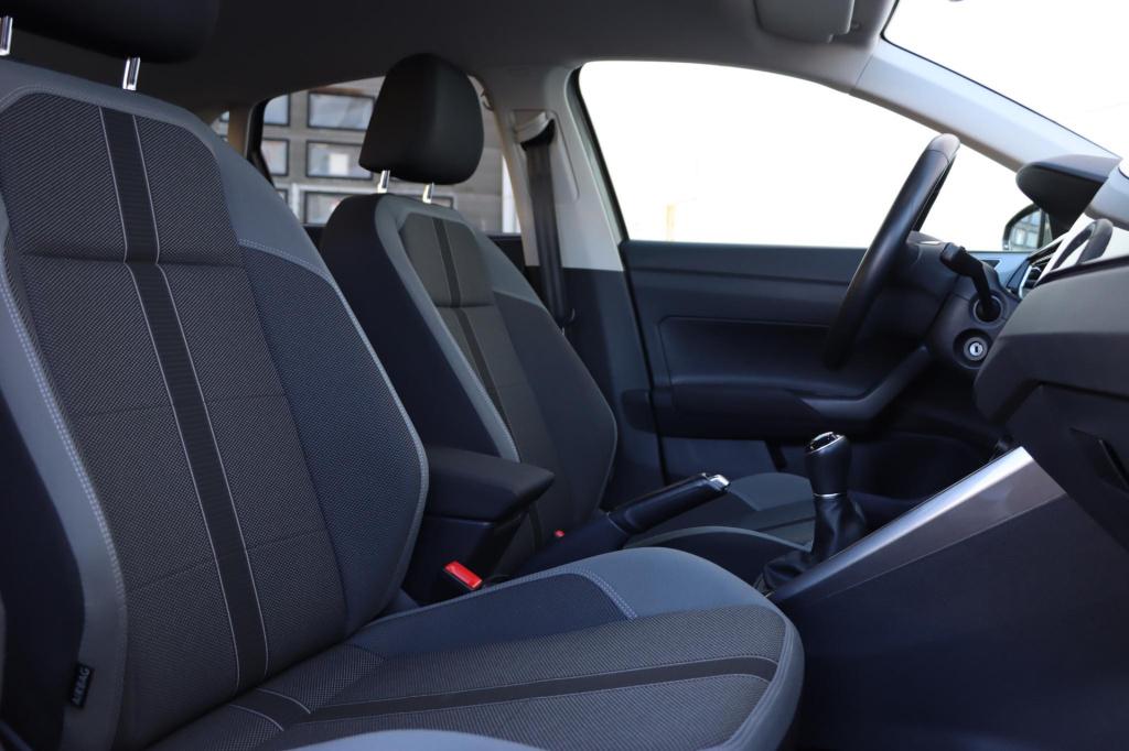 Volkswagen Polo 1.0 tsi highline business r 95pk