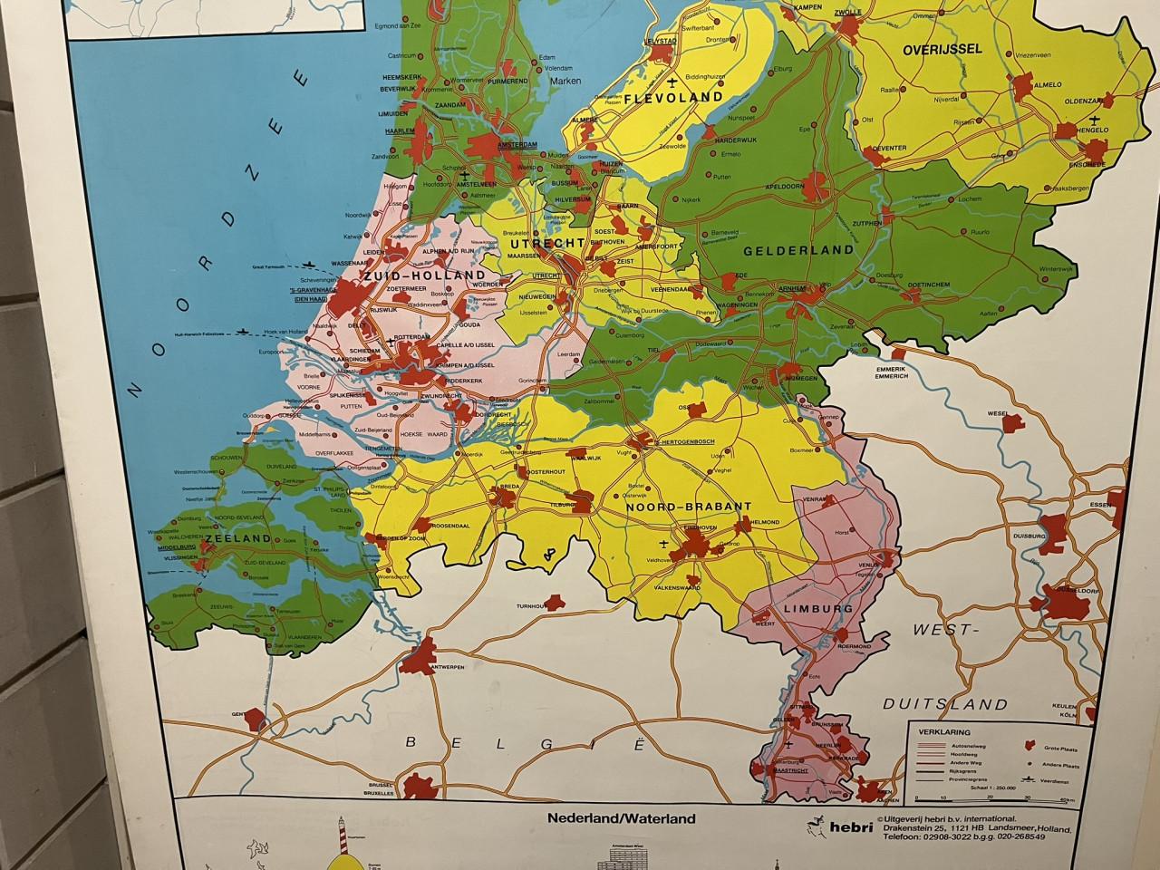 Schoolkaart Hebri de 12 Provincies v Nederland