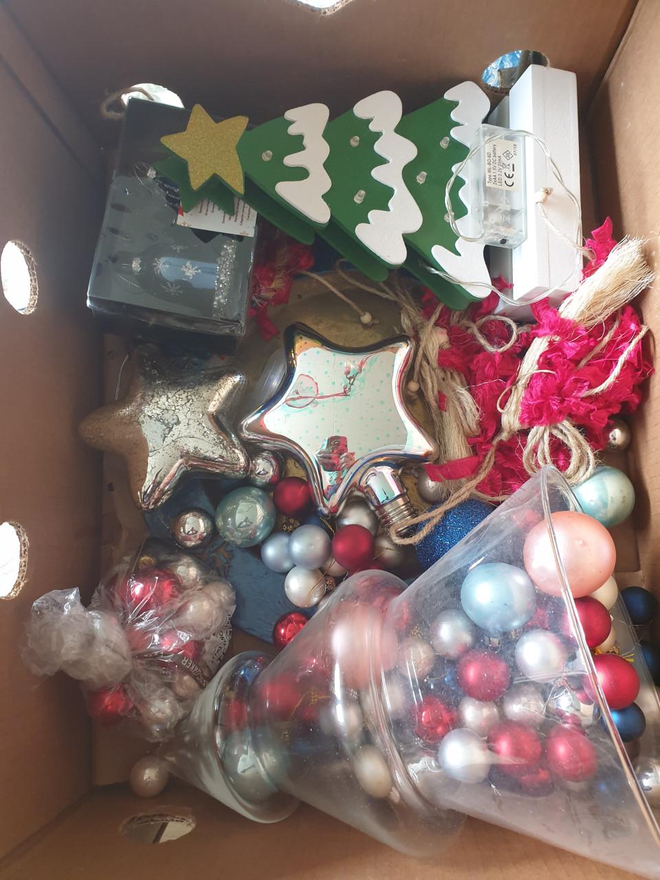 Te koop kerstartikelen