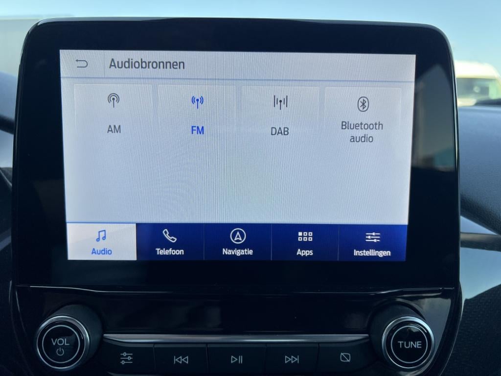 Ford Puma 1.0i ecoboost 125pk st-line , trekhaak , voorruitverwarming , sto