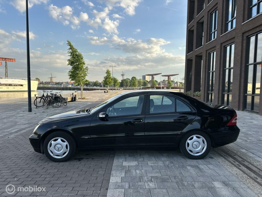 Mercedes C-klasse 200 K. Classic Airco km226.689 Nap BJ2002