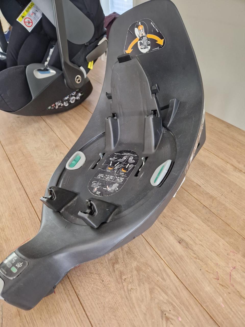 Cybex autostoel inclusief base