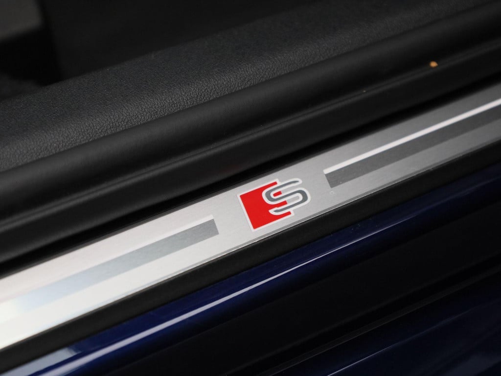 Audi A3 limousine 35 tfsi s edition | s-line interieur | automaat | navigat