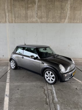 Mini Cooper 1.6 Parklane 180DKM 2006