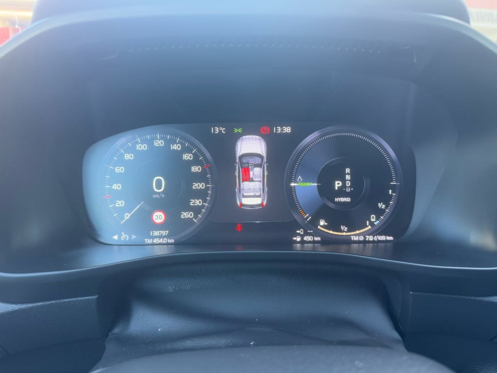 Volvo XC40 1.5 t4 recharge r-design