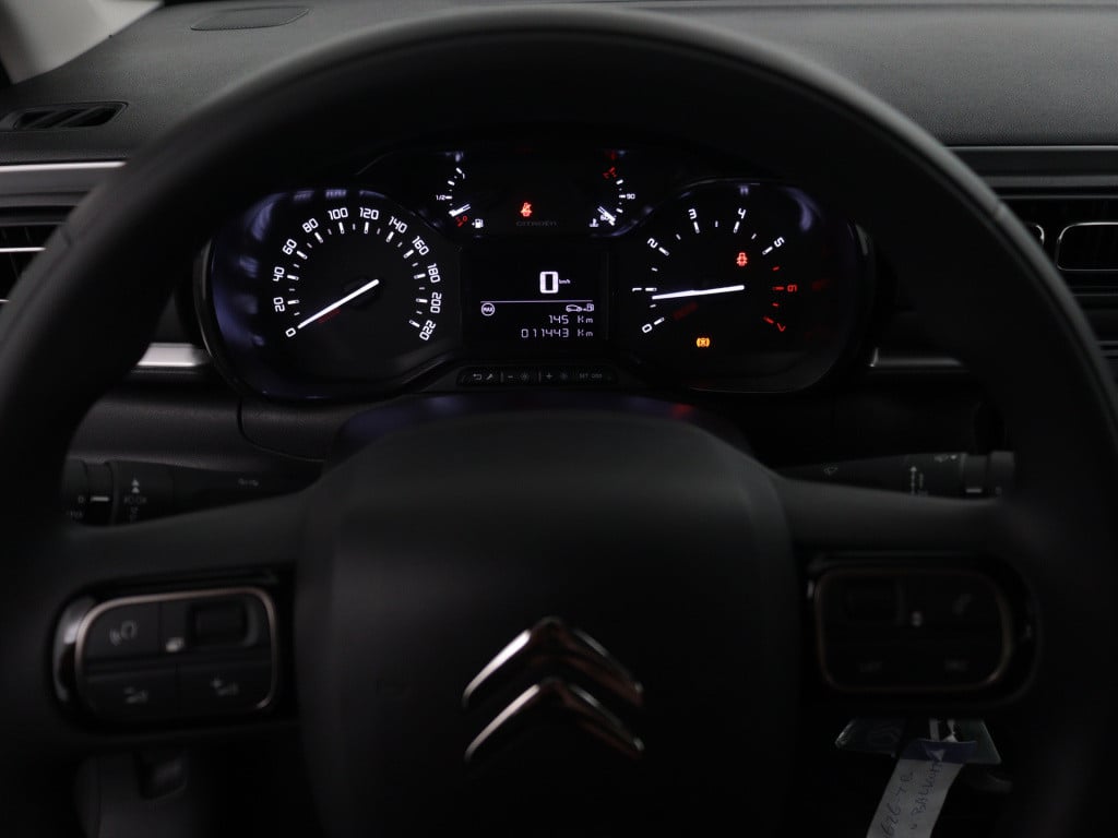 Citroen C3 puretech 83pk c-series | rijklaar | navi |