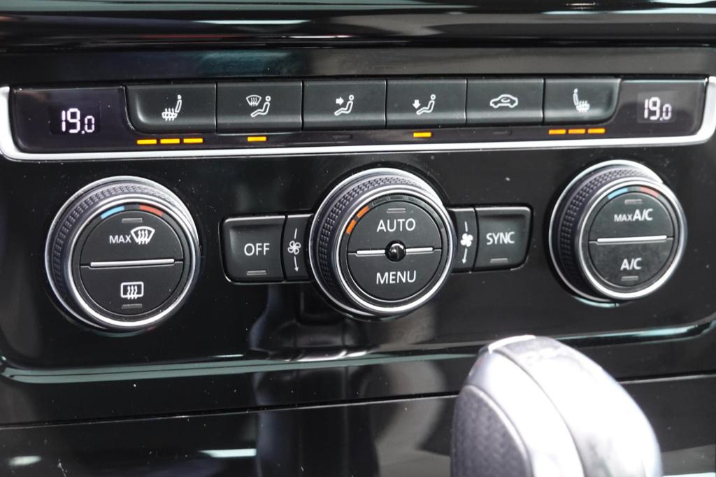 Volkswagen Golf 2.0 tsi r 4motion