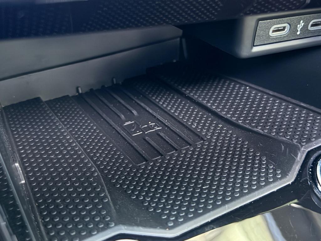 Volkswagen T-roc 1.5 tsi r-line | black style | panoramadak | 19 inch | cam