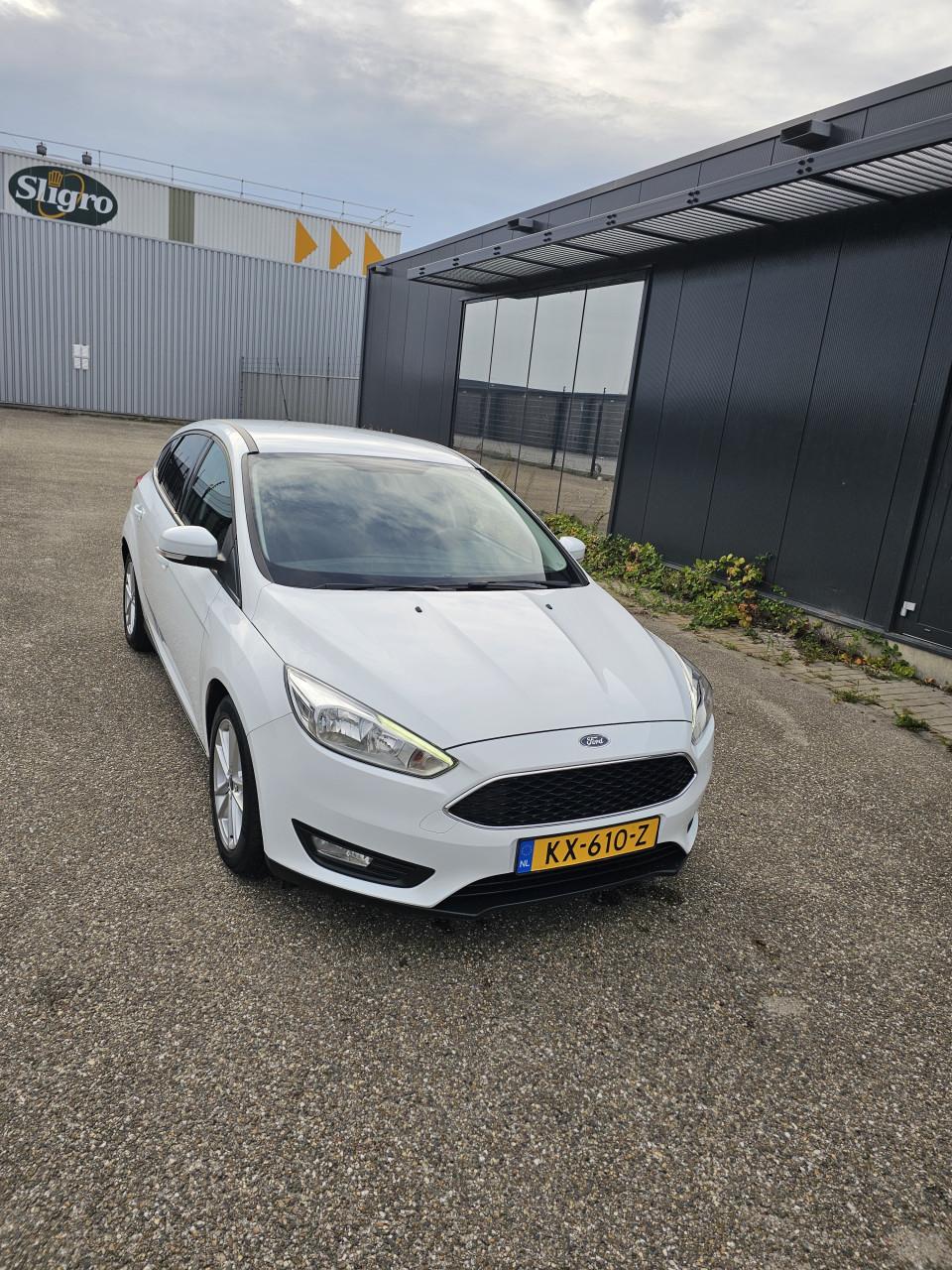 Ford Focus 1.0 Turbo EcoBoost 5-deurs - Zeer nette auto!