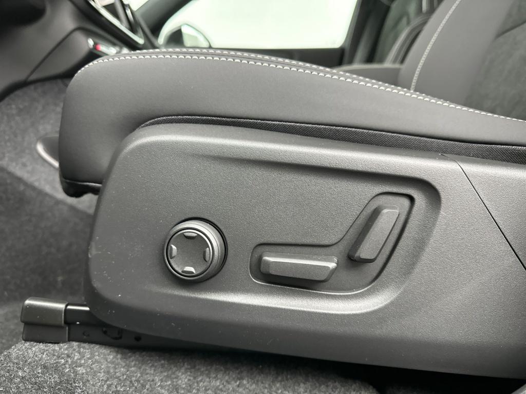 Volvo Ex40 extended ultra black edition europa