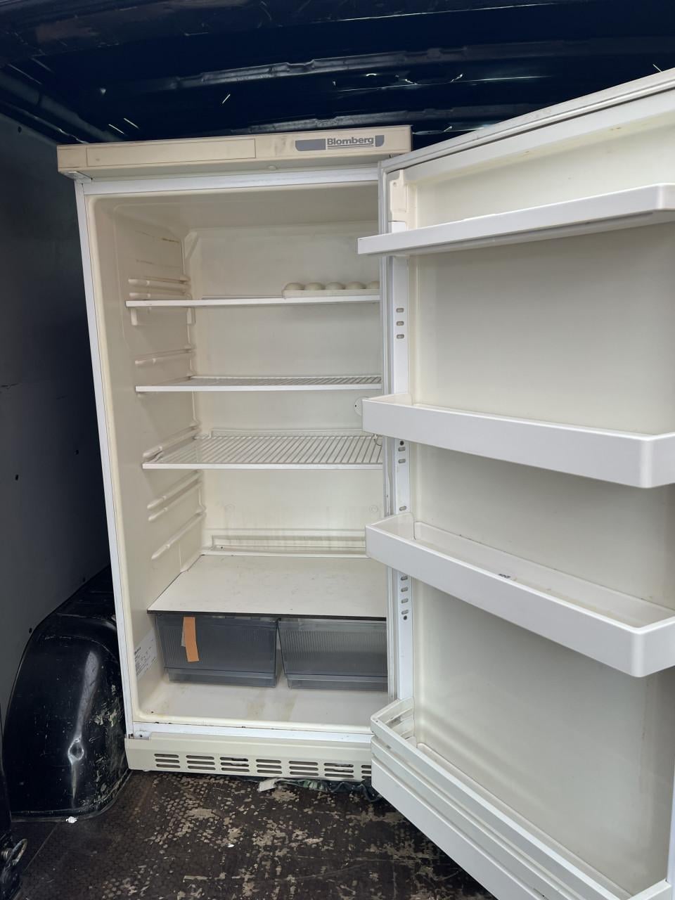 Ruime Koelkast 122x60 cm. 254 liter