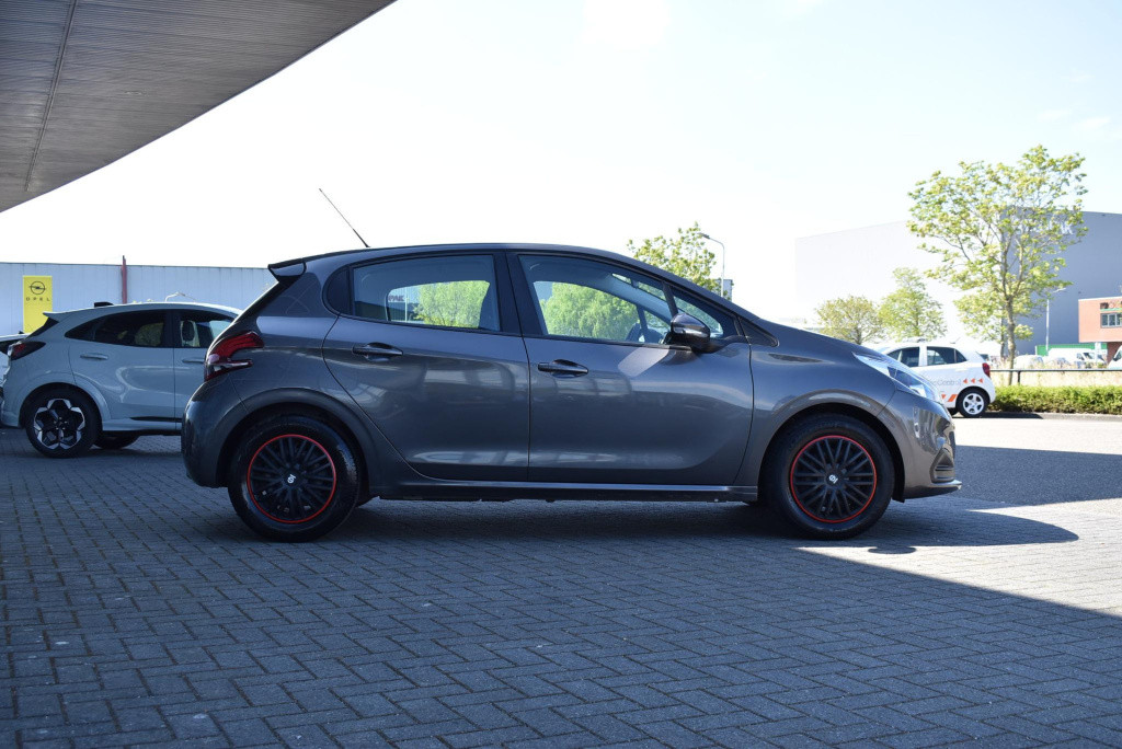 Peugeot 208 1.2 puretech active | airco | cruise control | apple carplay/an