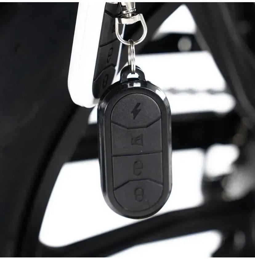 NU BIJ SCOOTERPROMO DE NIEUWE OUXI V8 GLOSSY BLACK EN NFC KAART NU 1095,=