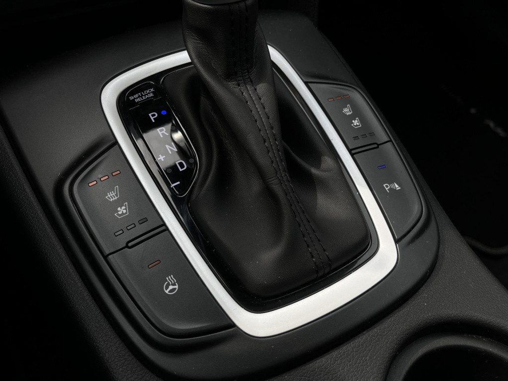 Hyundai Kona 1.6 gdi hev premium aut - leder bekl. | schuif-/kanteldak | st