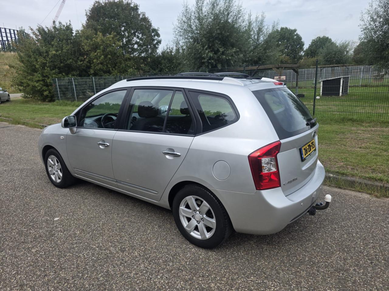 Kia Carens 2.0 CVVT X-ecutive 7 Persoon's!